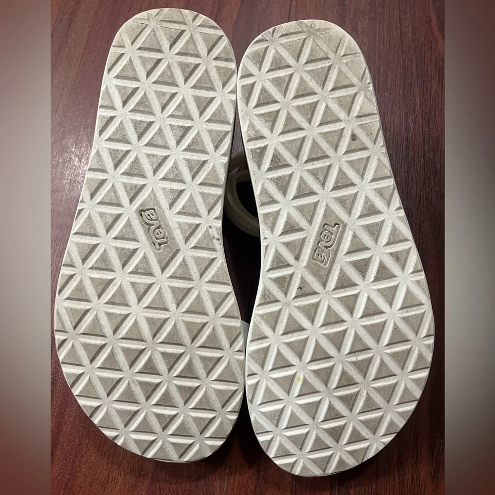 TEVA FLATFORM UNIVERSAL MESH BRIGHT WHITE PLATFORM SANDALS